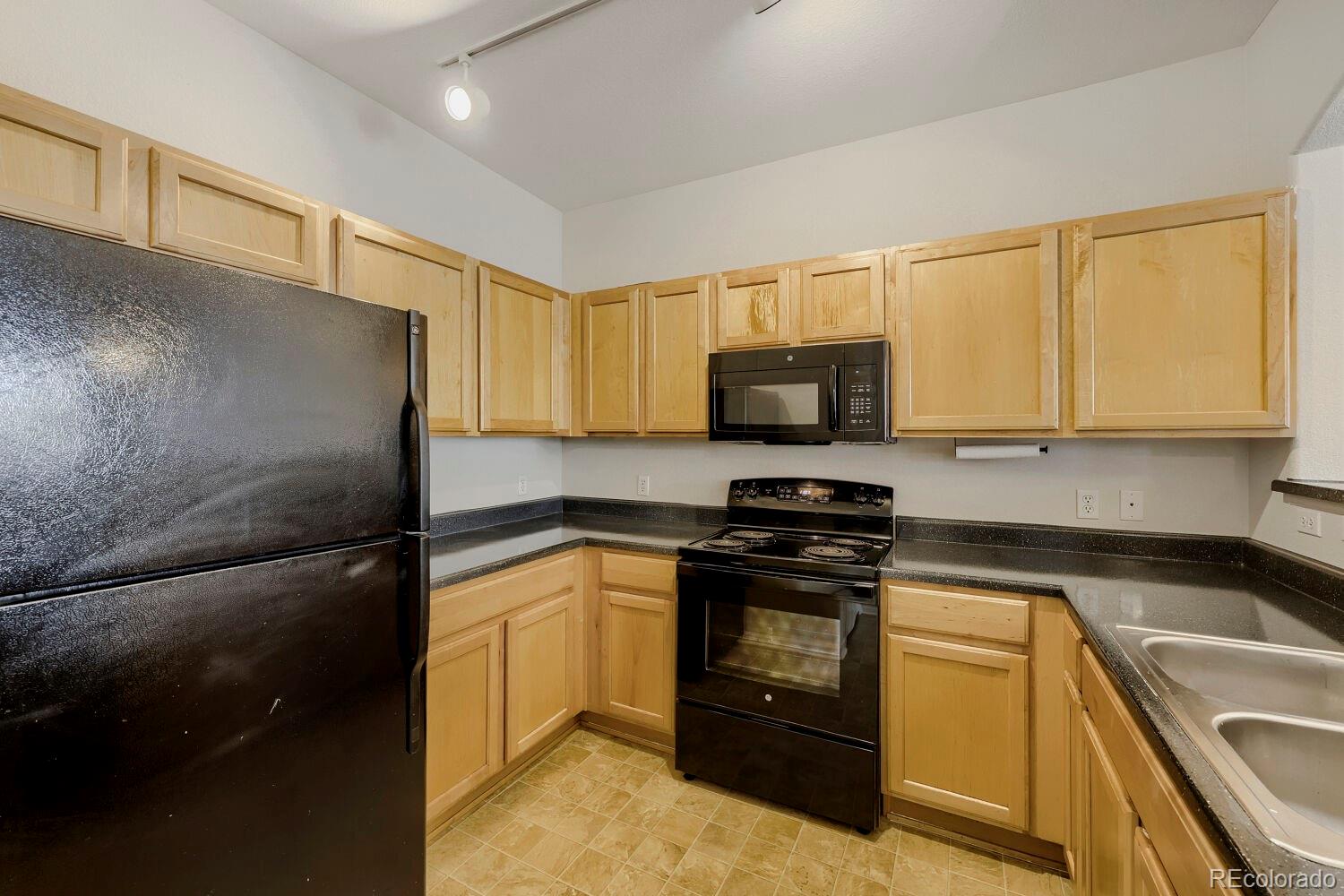 5255 Memphis Street Denver CO 80239