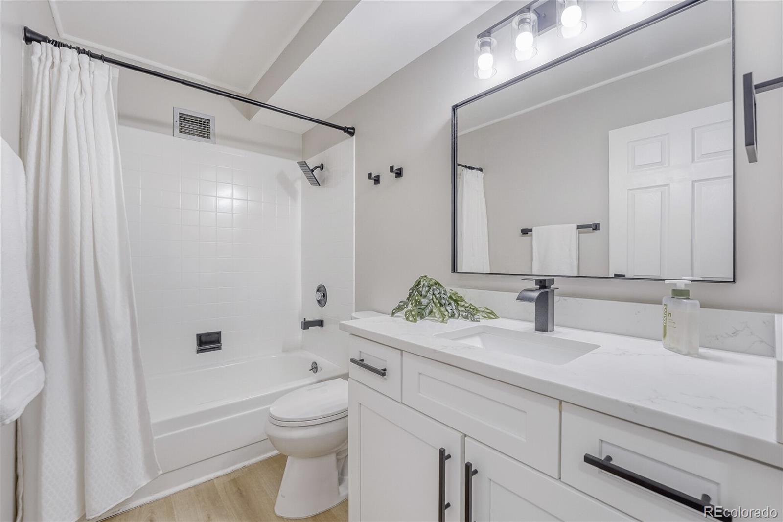 13618 E Bethany Place Aurora CO 80014