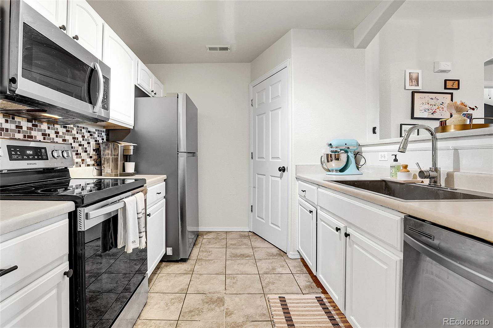 5255 Memphis Street Denver CO 80239