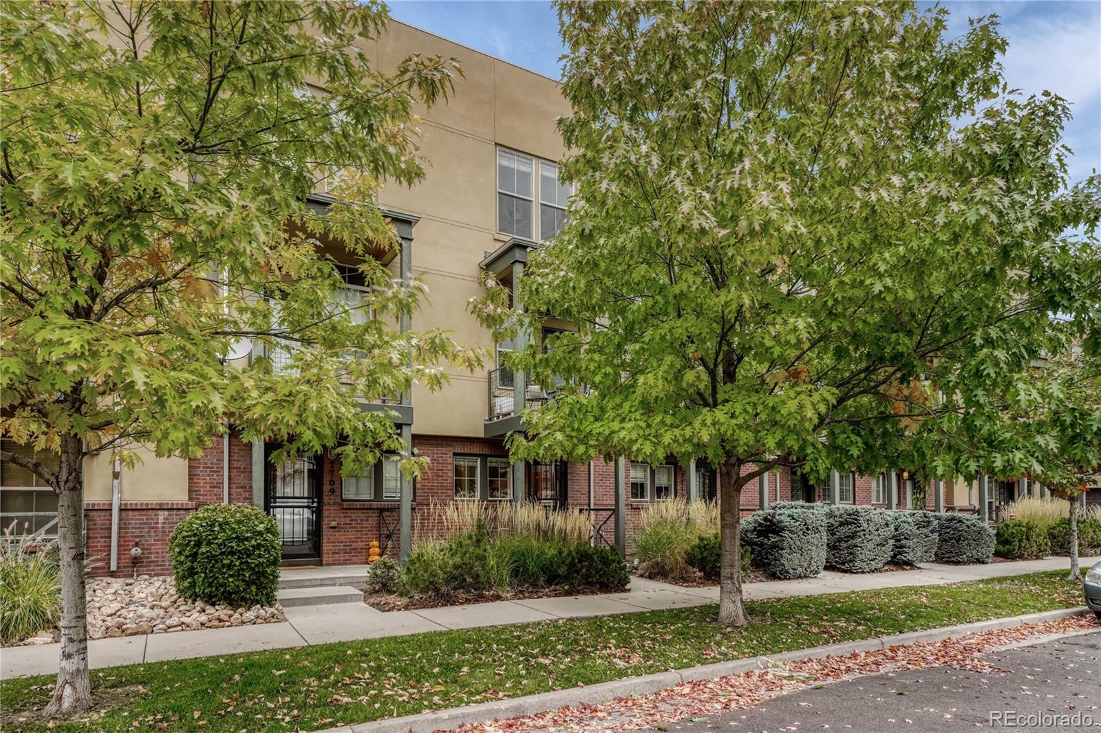 7711 E 28th Place Denver CO 80238