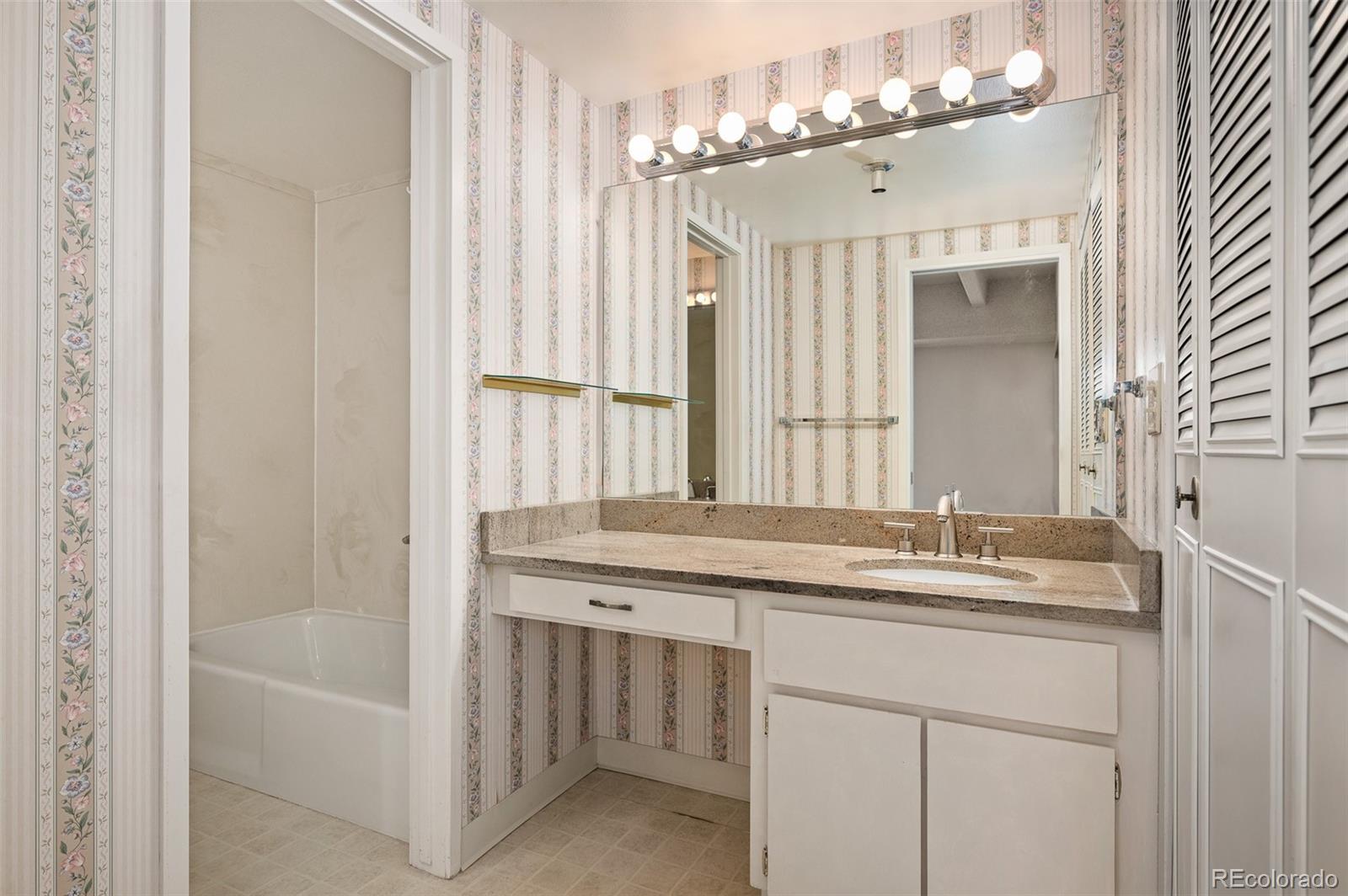 7877 E Mississippi Avenue Denver CO 80247