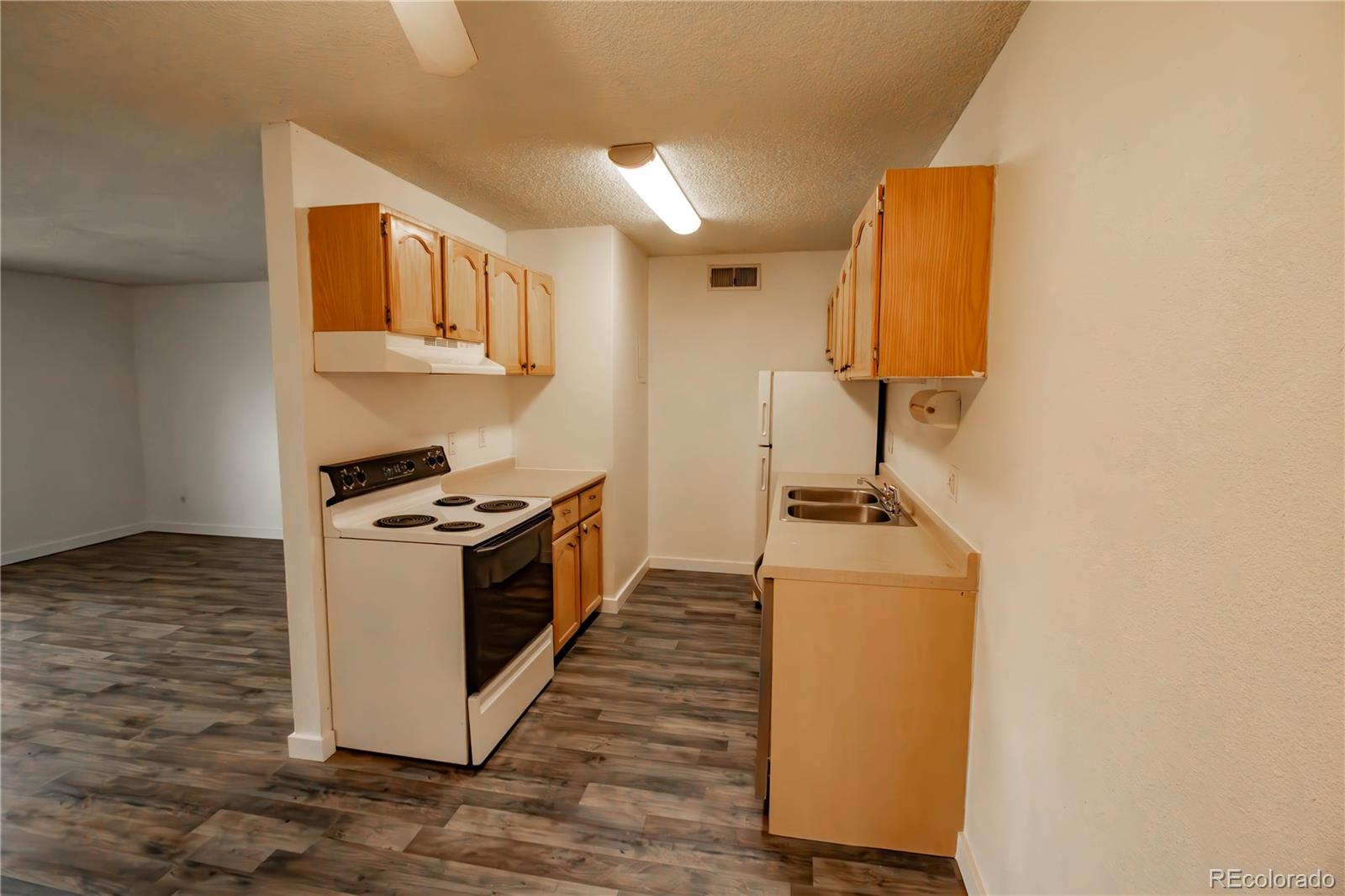 10211 Ura Lane Thornton CO 80260