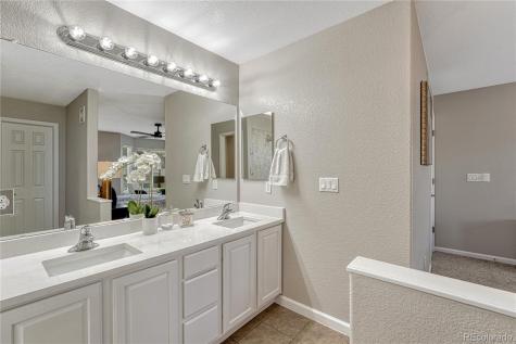 22032 E Irish Drive Aurora CO 80016