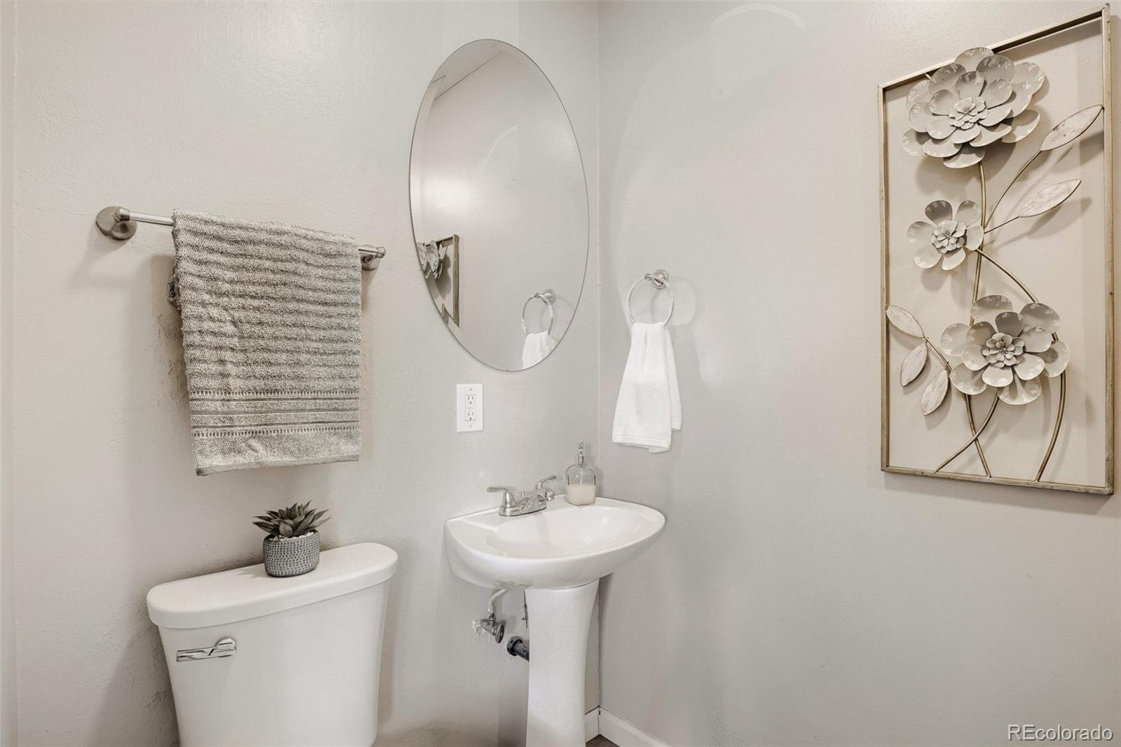 9925 W 20th Avenue Lakewood CO 80215