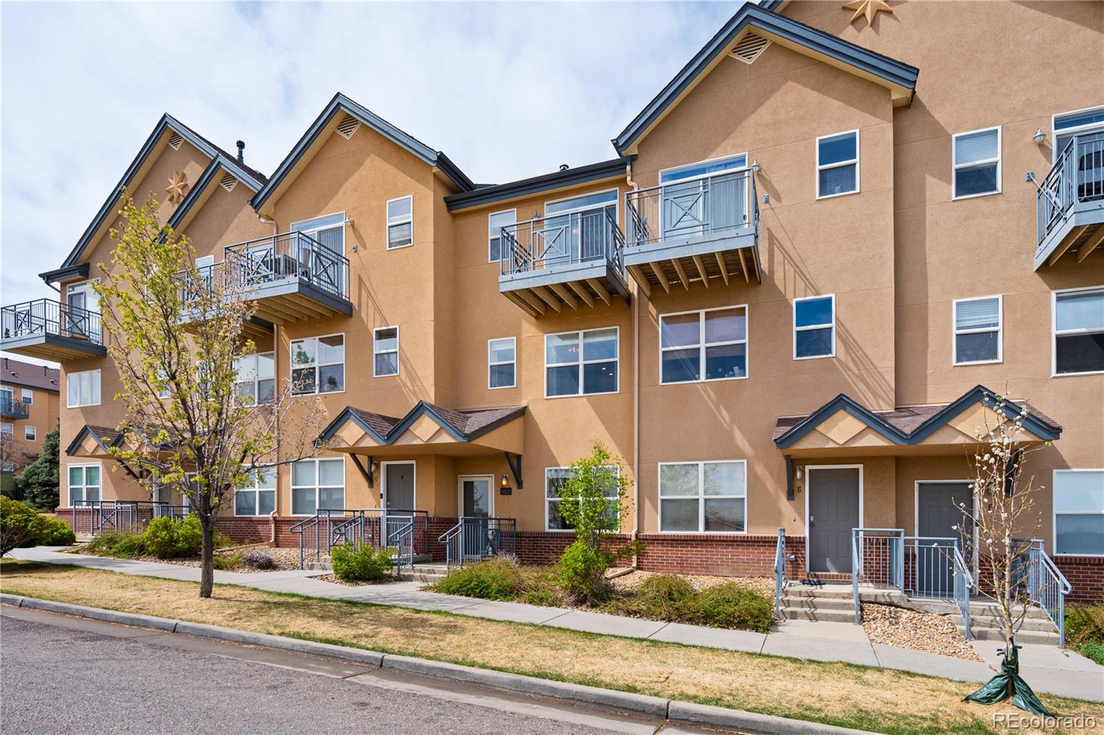 621 S Fairplay Street Aurora CO 80012