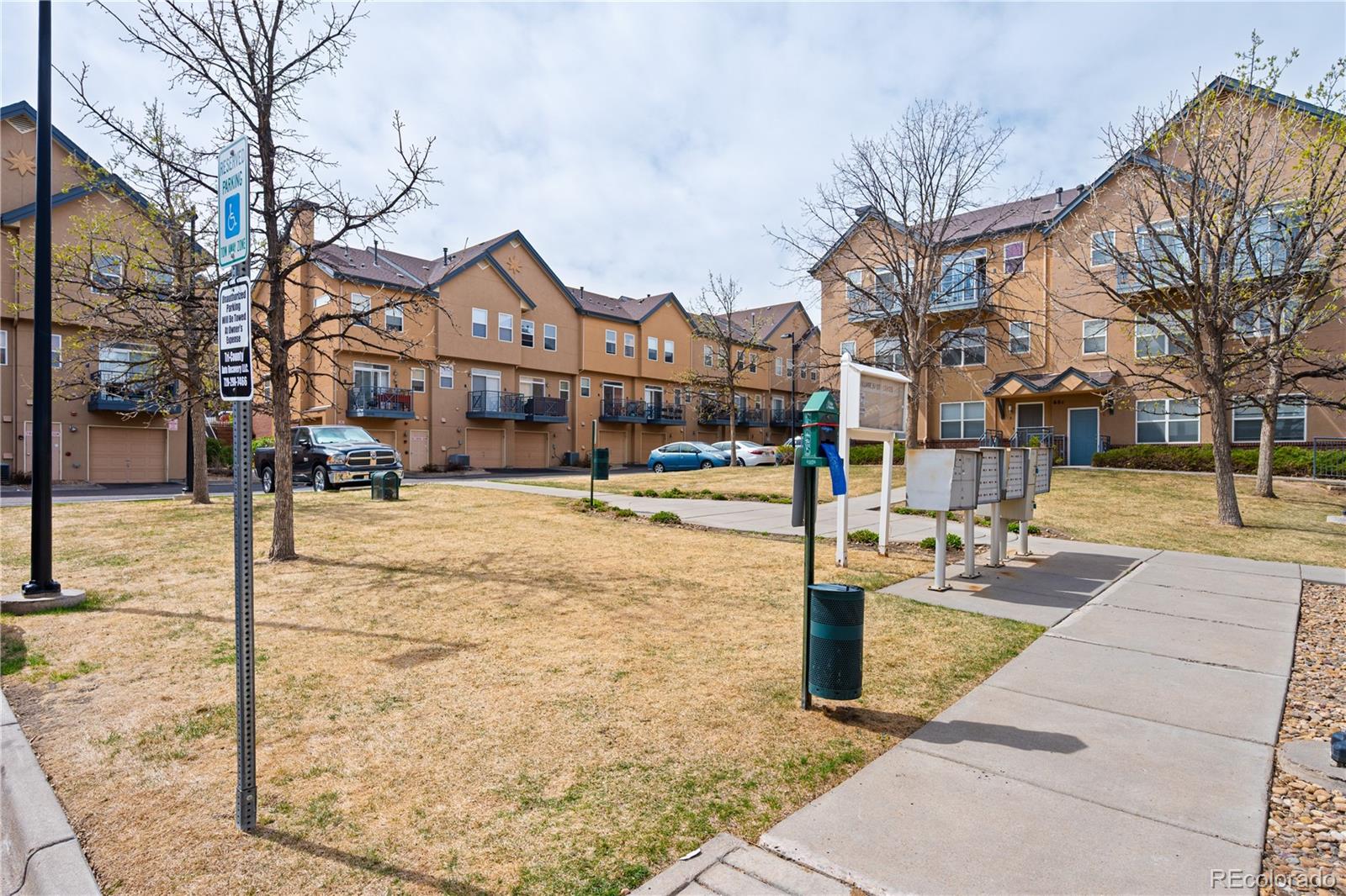 621 S Fairplay Street Aurora CO 80012