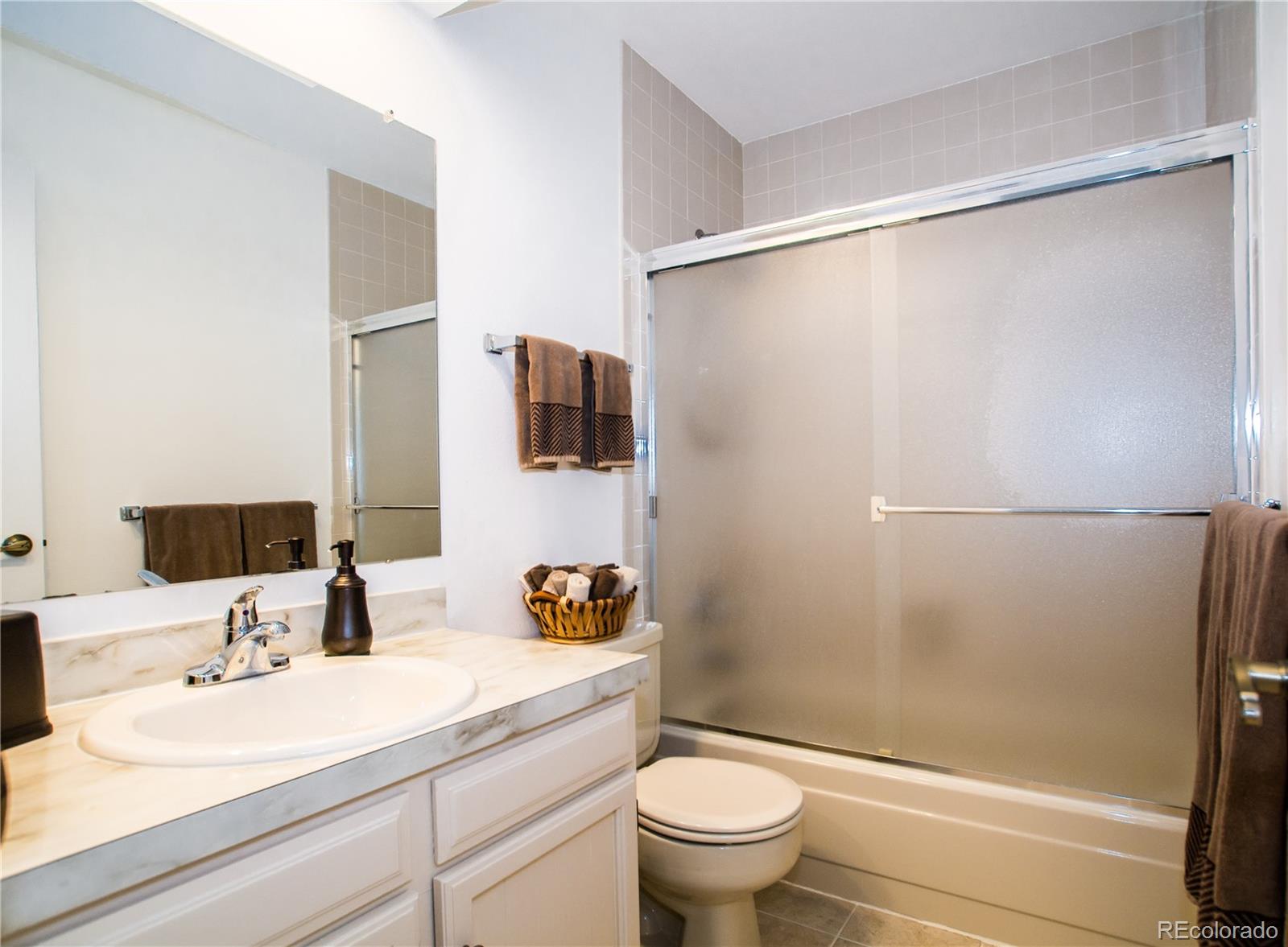 12420 E Pacific Circle Aurora CO 80014