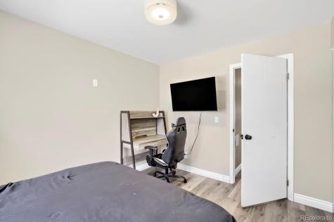 326 Wright Street Lakewood CO 80228