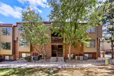 326 Wright Street Lakewood CO 80228