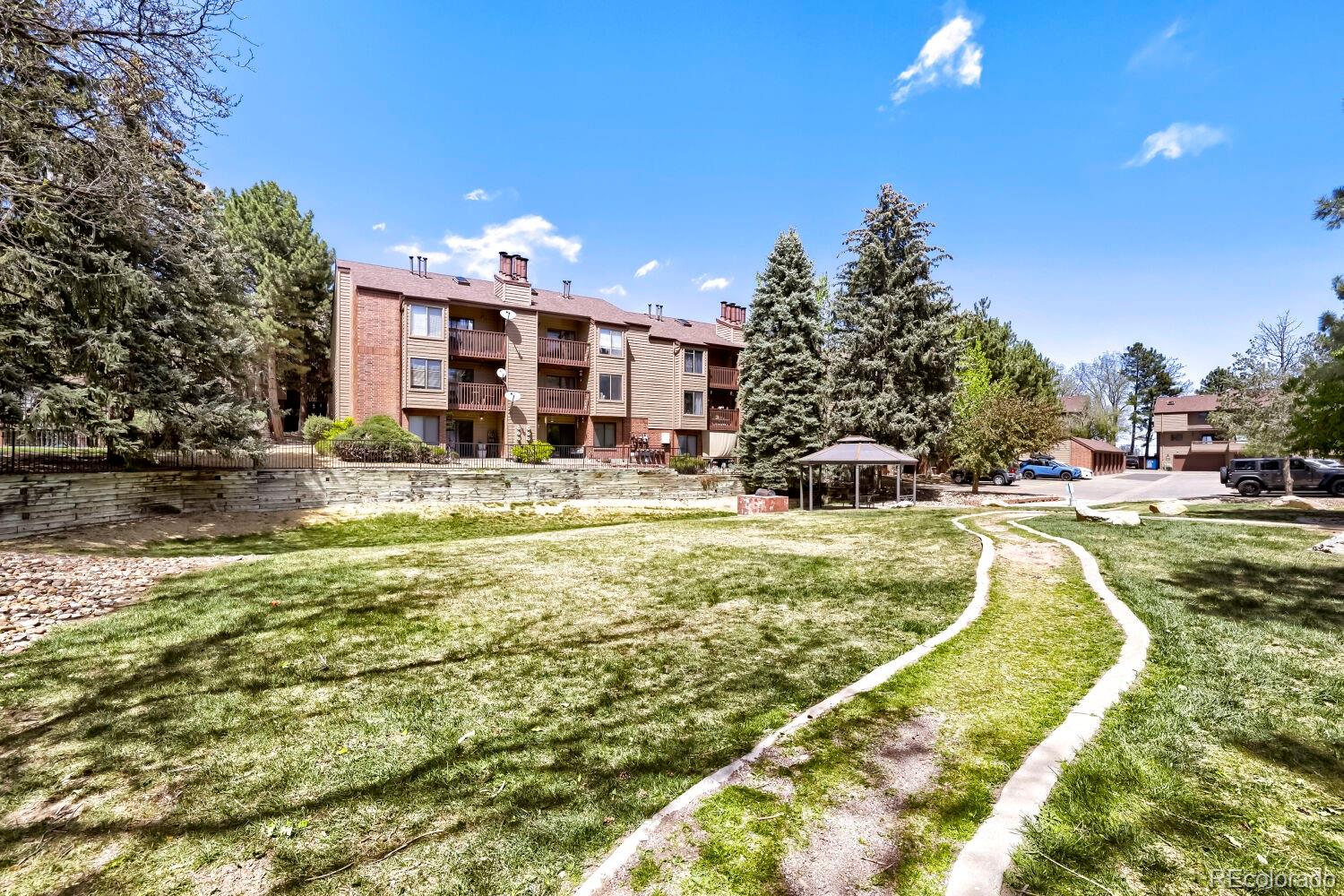 326 Wright Street Lakewood CO 80228
