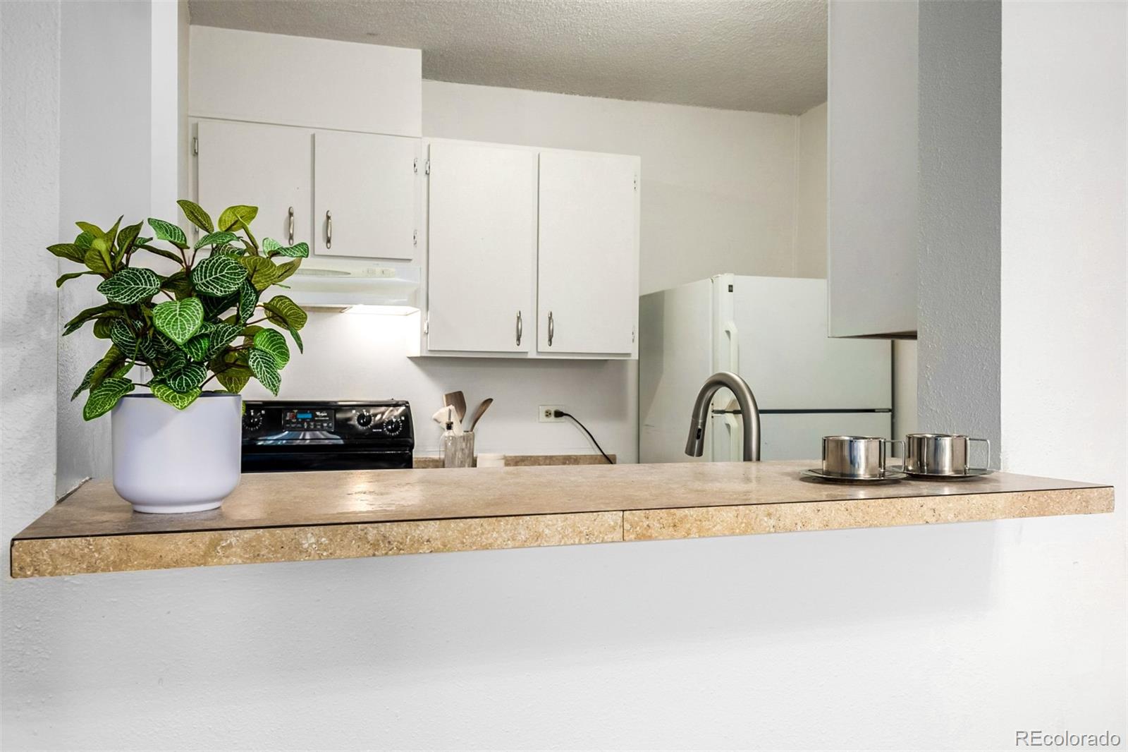 2281 S Vaughn Way Aurora CO 80014
