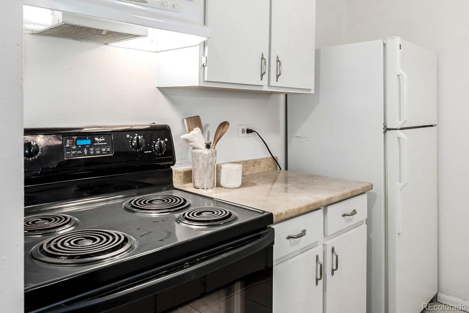2281 S Vaughn Way Aurora CO 80014