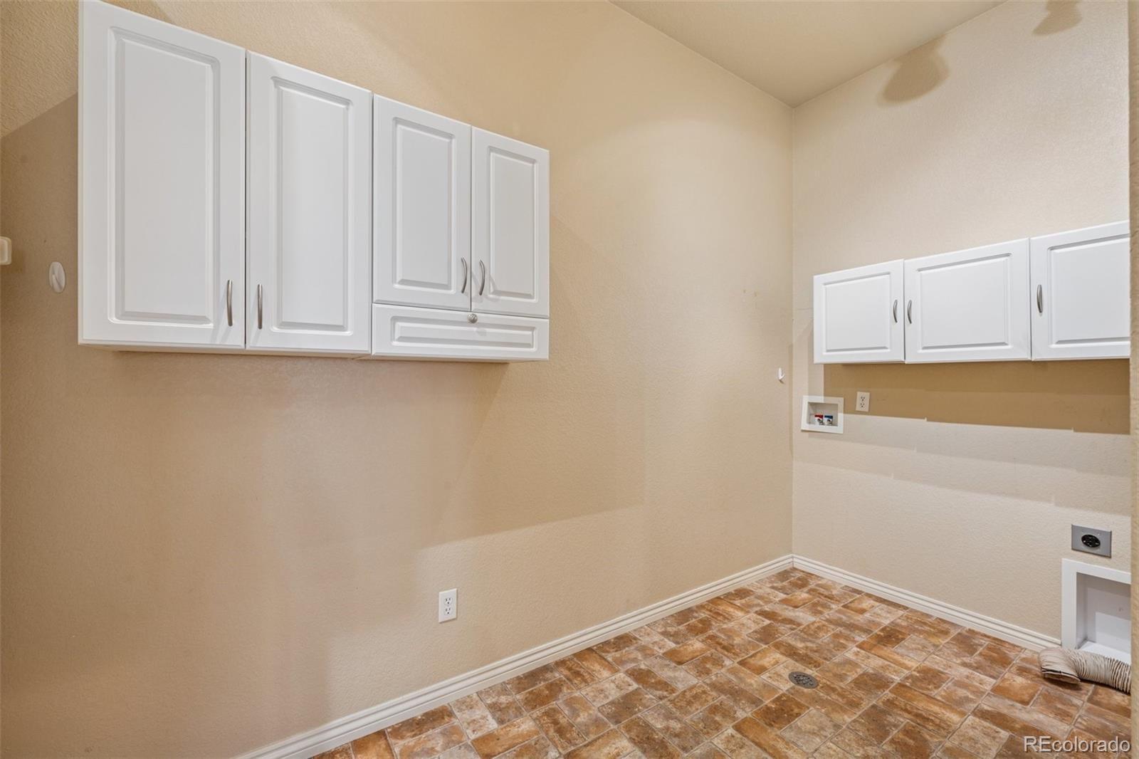 9659 Carriage Creek Point Colorado Springs CO 80920