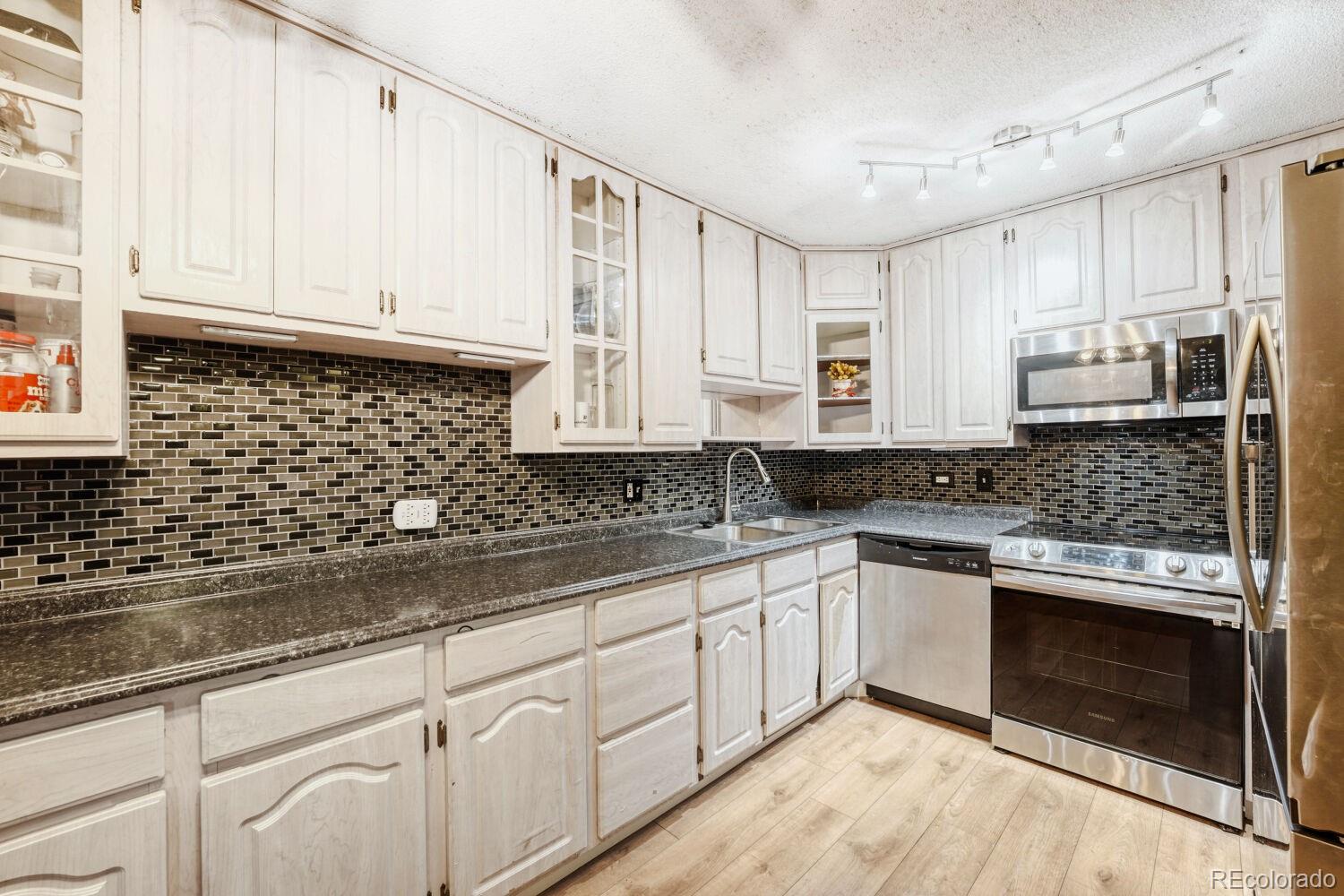 595 S Alton Way Denver CO 80247
