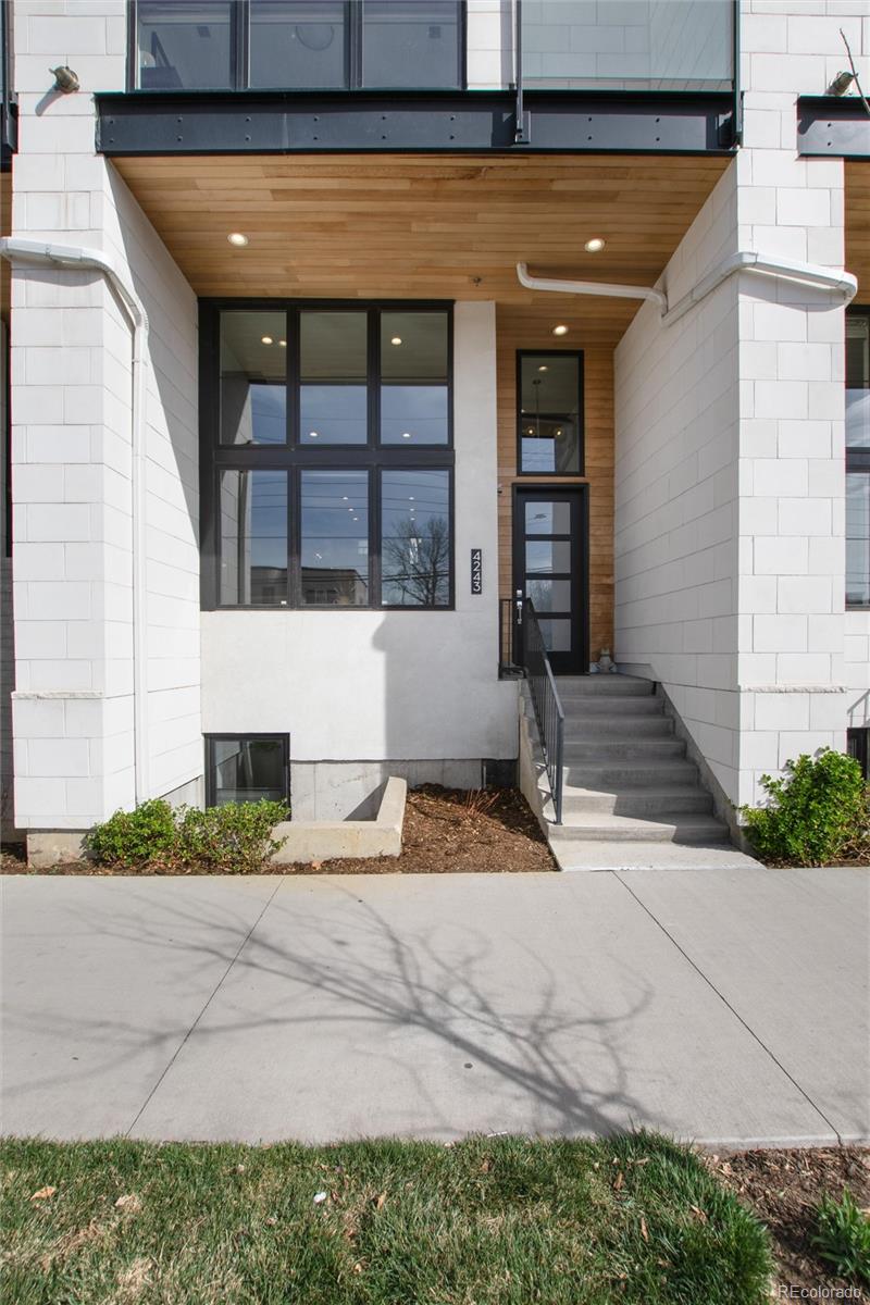 4243 E 8th Avenue Denver CO 80220