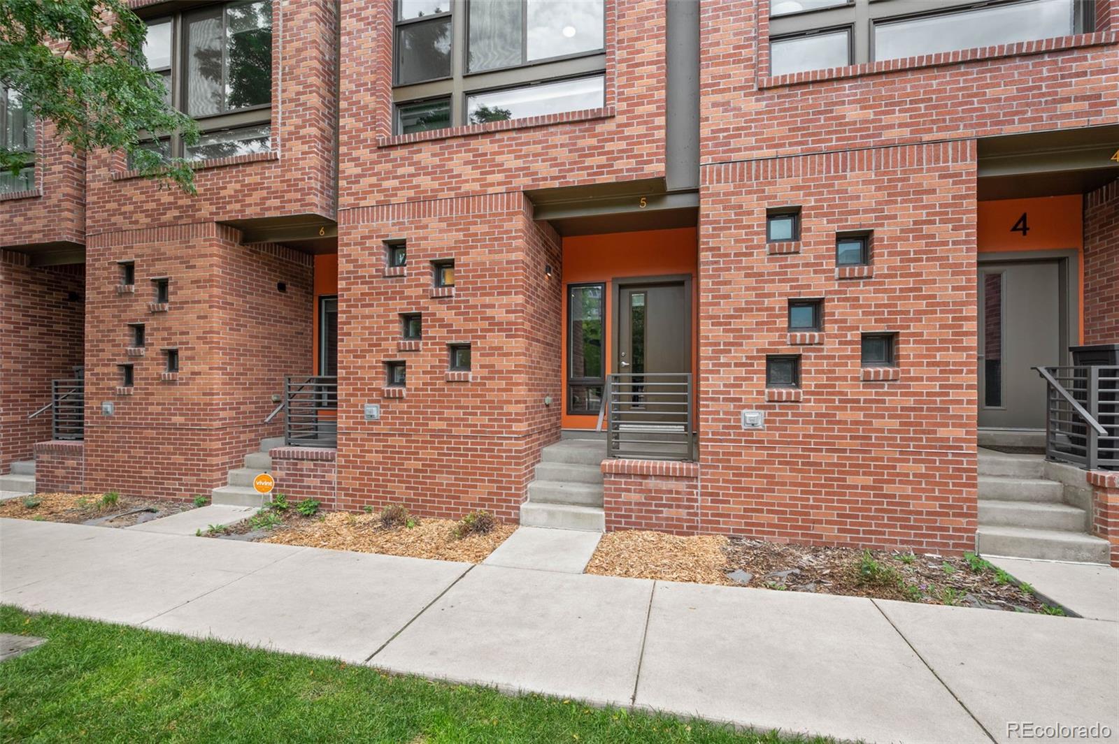 2200 Tremont Place Denver CO 80205