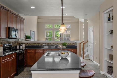 9656 W Hinsdale Place Littleton CO 80128