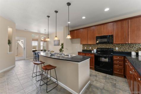 9656 W Hinsdale Place Littleton CO 80128
