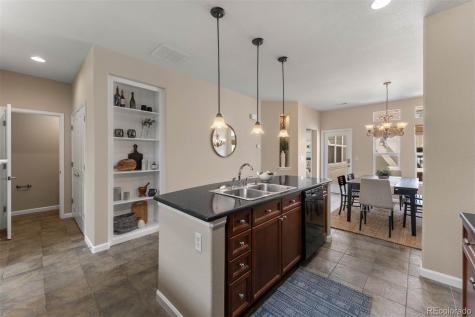9656 W Hinsdale Place Littleton CO 80128