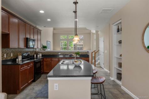 9656 W Hinsdale Place Littleton CO 80128