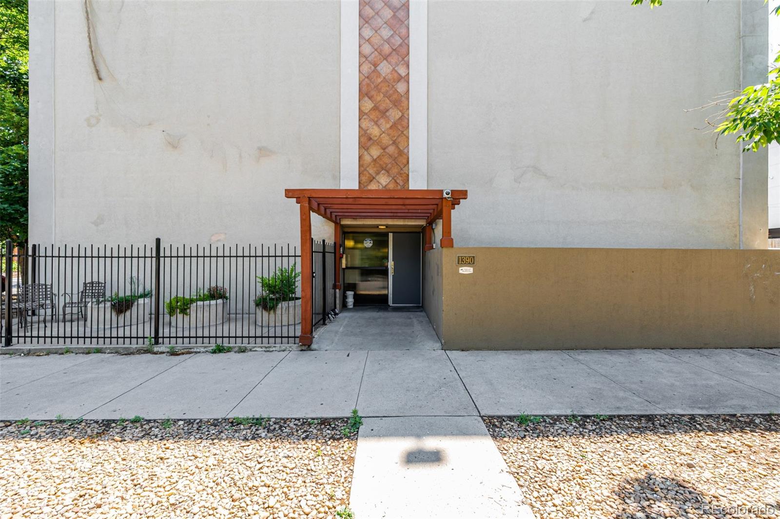 1390 N Emerson Street Denver CO 80218