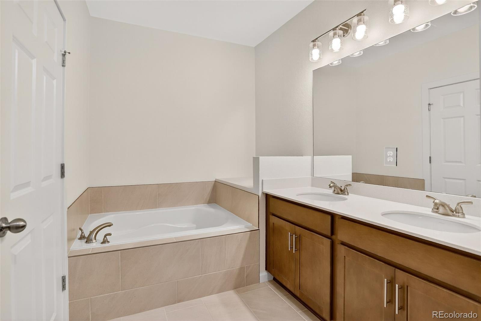 2435 Calais Drive Longmont CO 80504