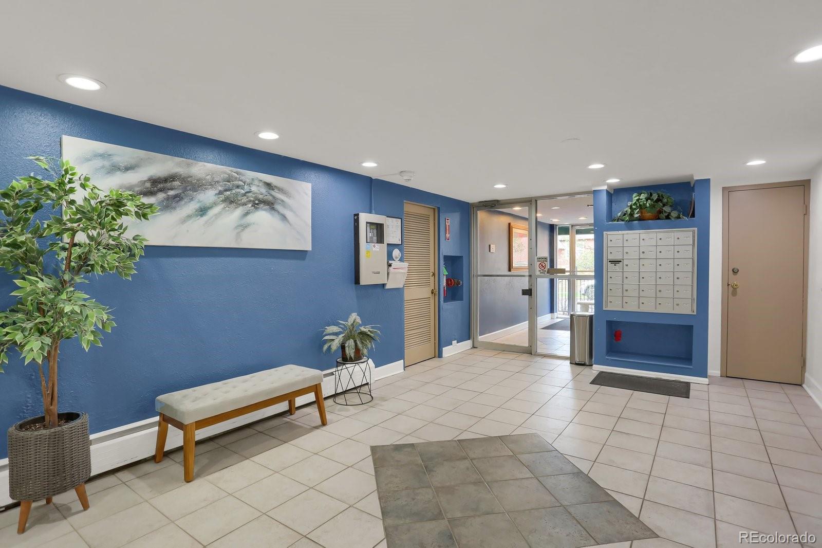 1265 Elizabeth Street Denver CO 80206