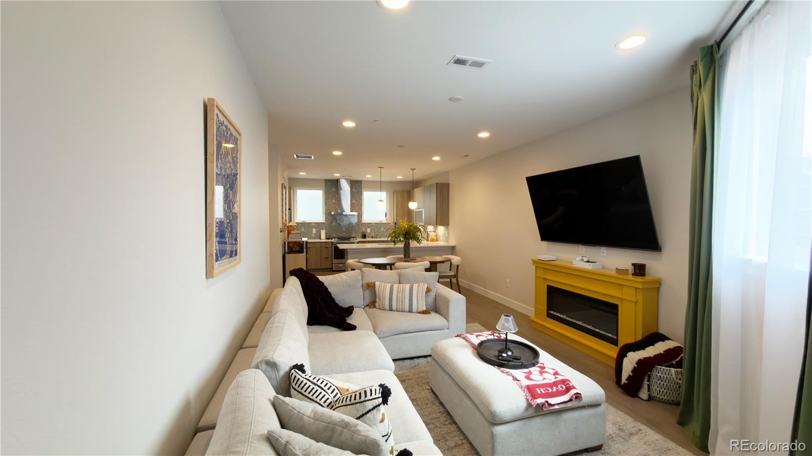 2870 Tremont Place Denver CO 80205