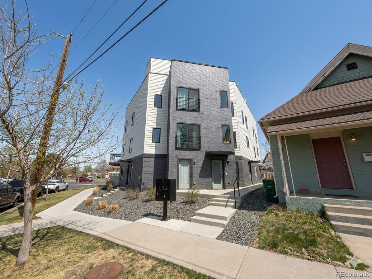 2870 Tremont Place Denver CO 80205