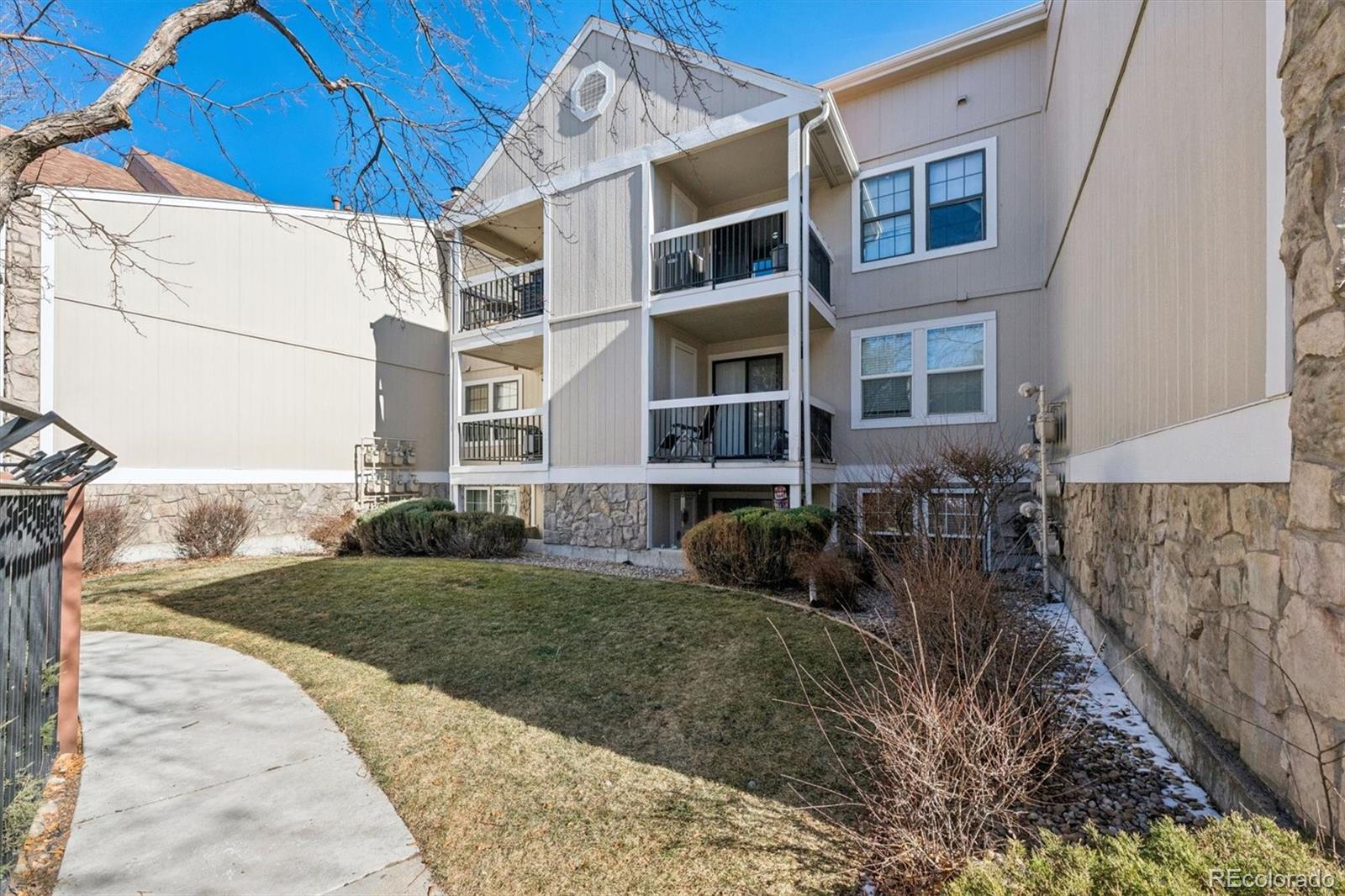 5321 W 76th Avenue Arvada CO 80003