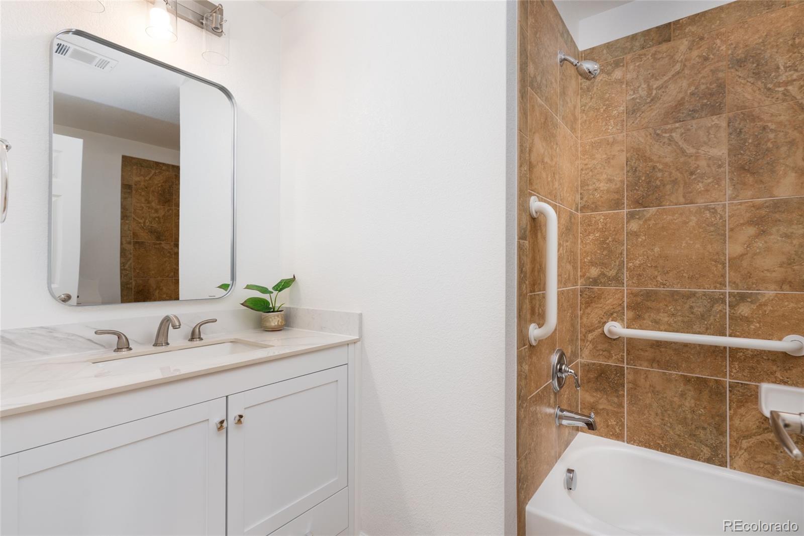 14189 Sun Blaze Loop Broomfield CO 80023