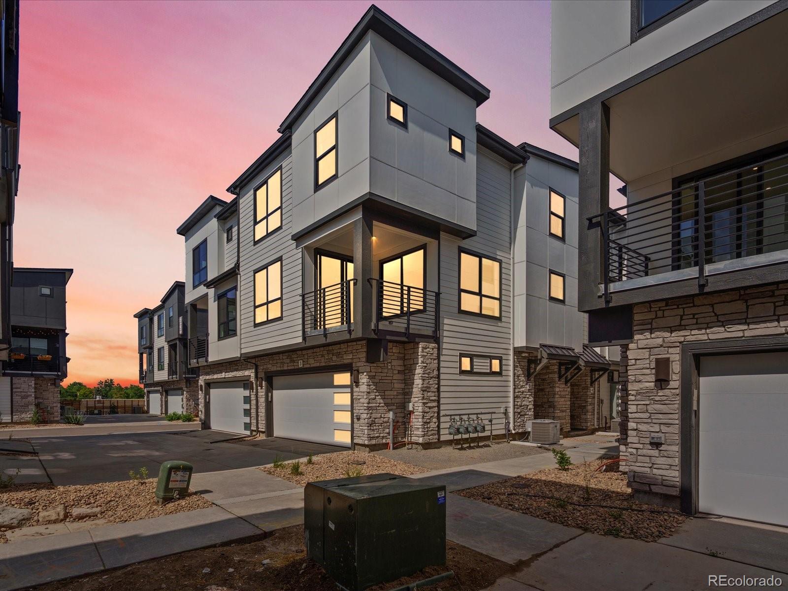 2060 S Holly Street Denver CO 80222