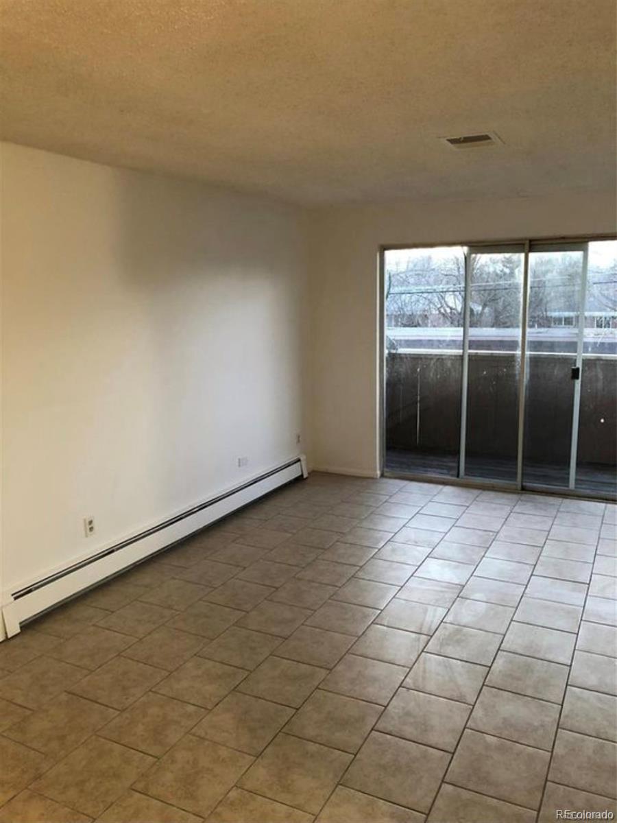 561 Geneva Street Aurora CO 80010