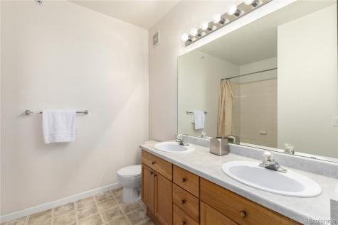 8497 S Hoyt Way Littleton CO 80128