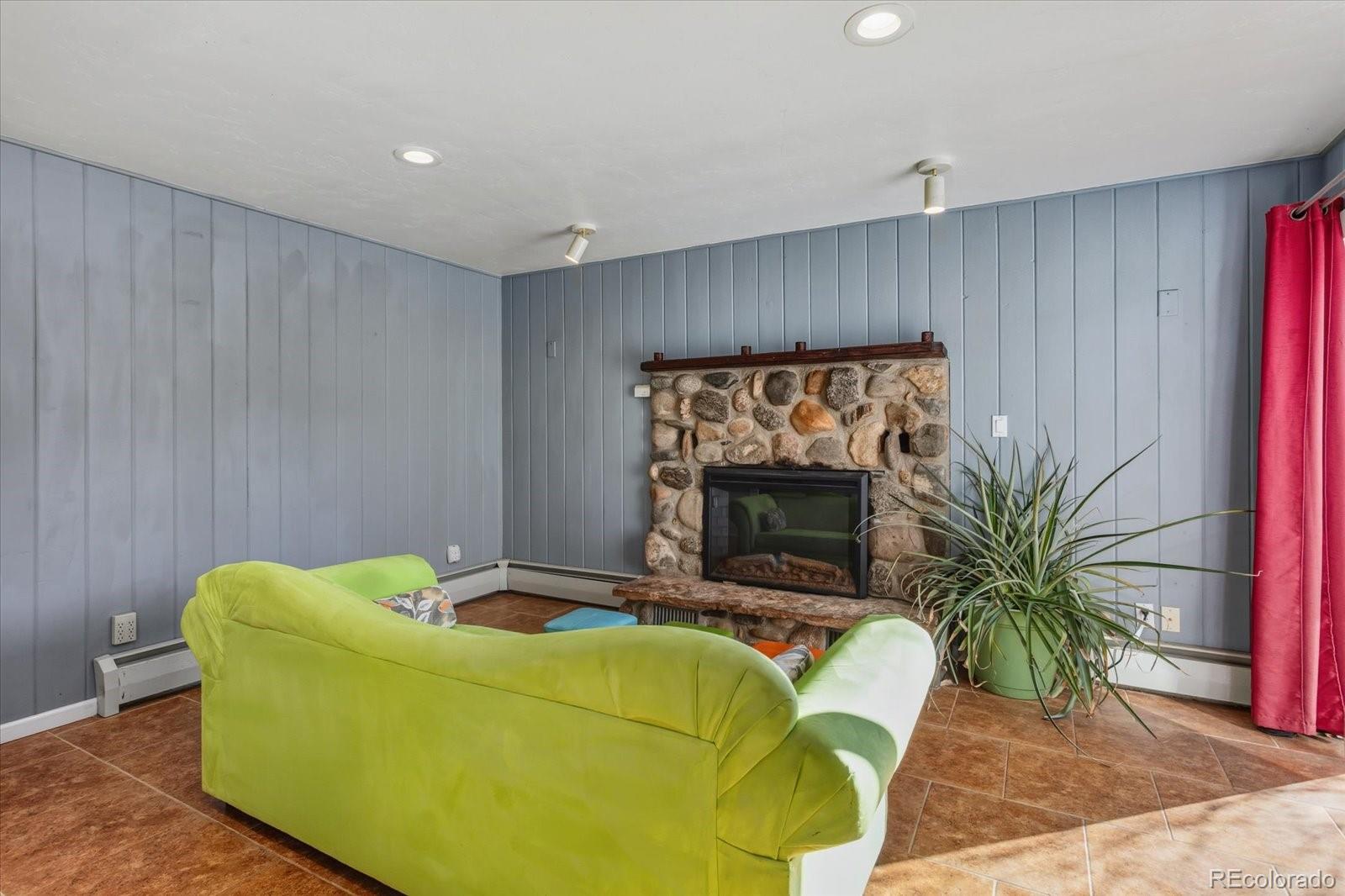 1247 J Street Salida CO 81201