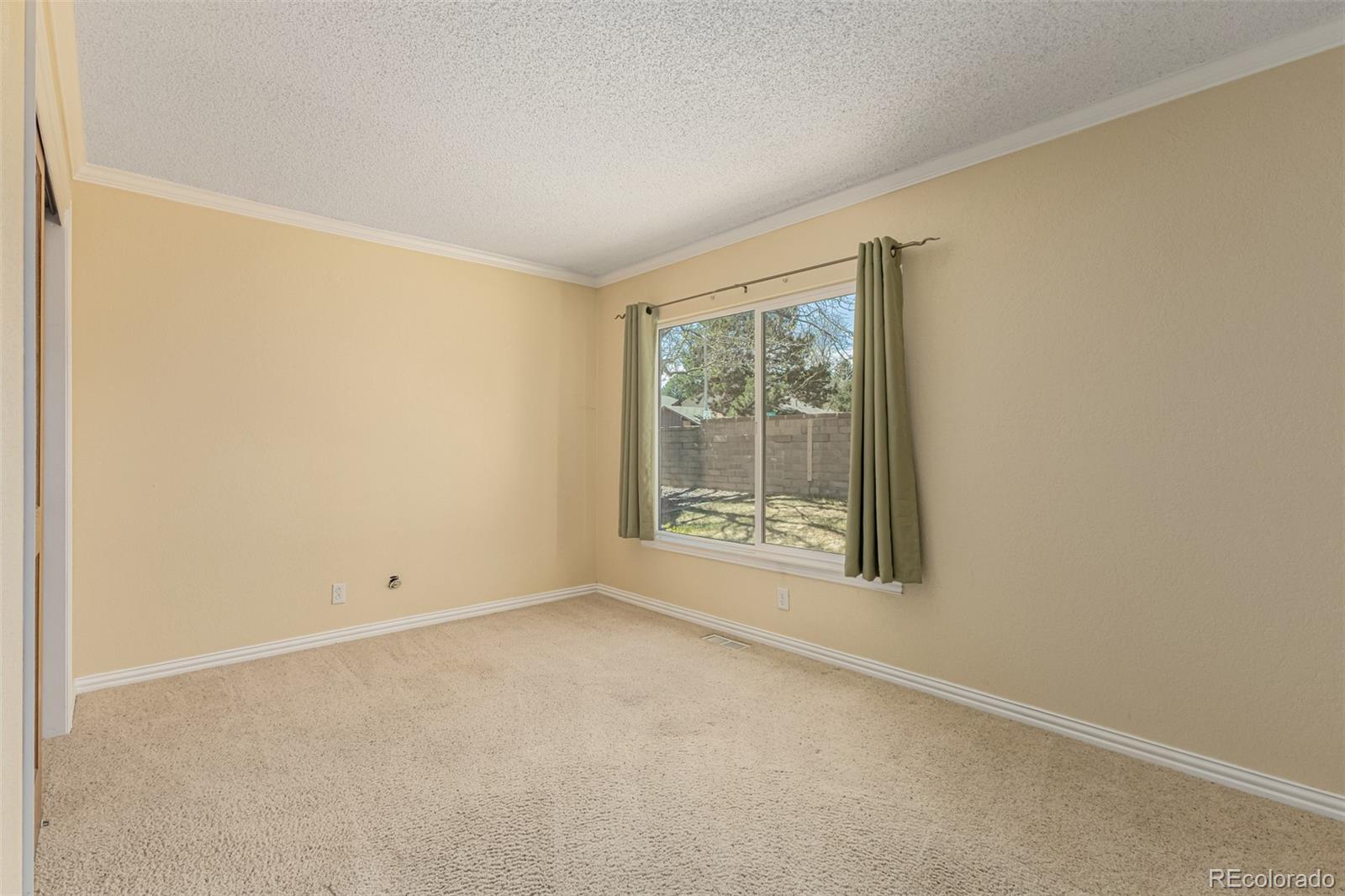 3571 S Kittredge Street Aurora CO 80013