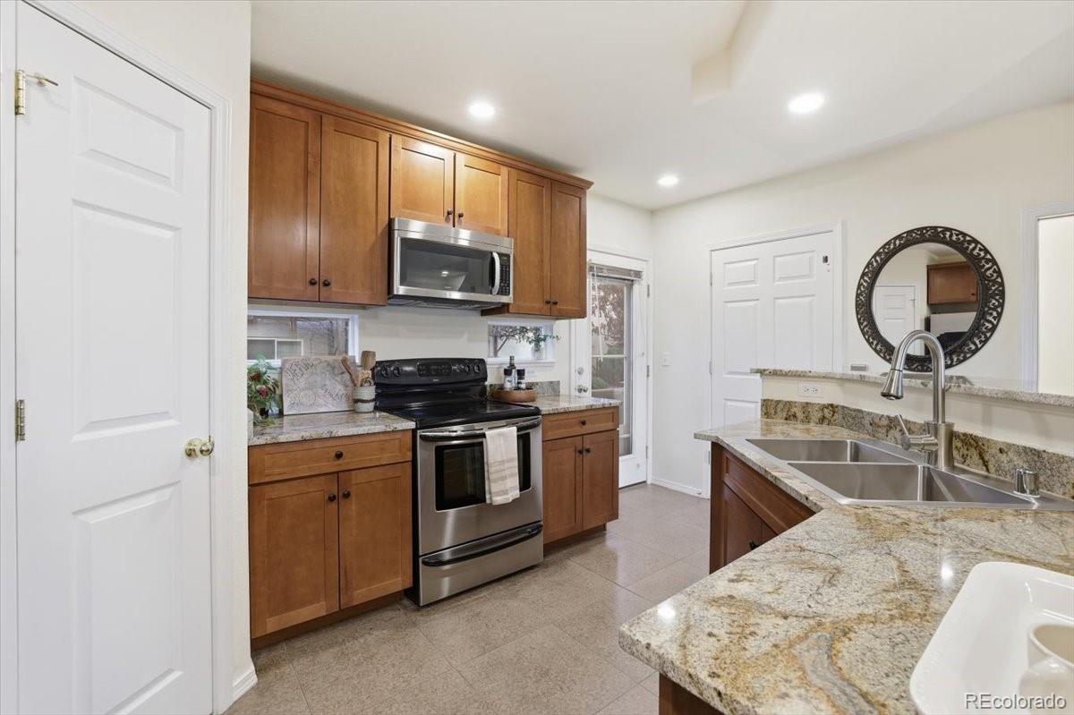 4317 Sammers View Colorado Springs CO 80917