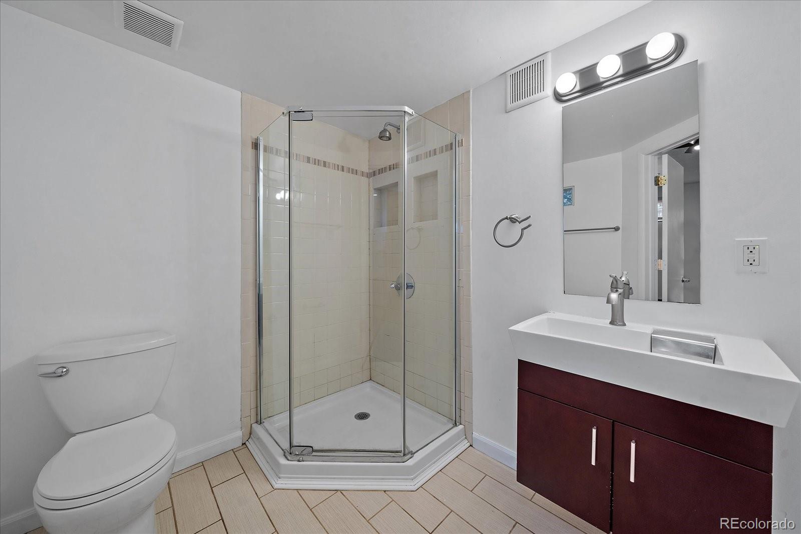 2524 Kensing Court Denver CO 80211