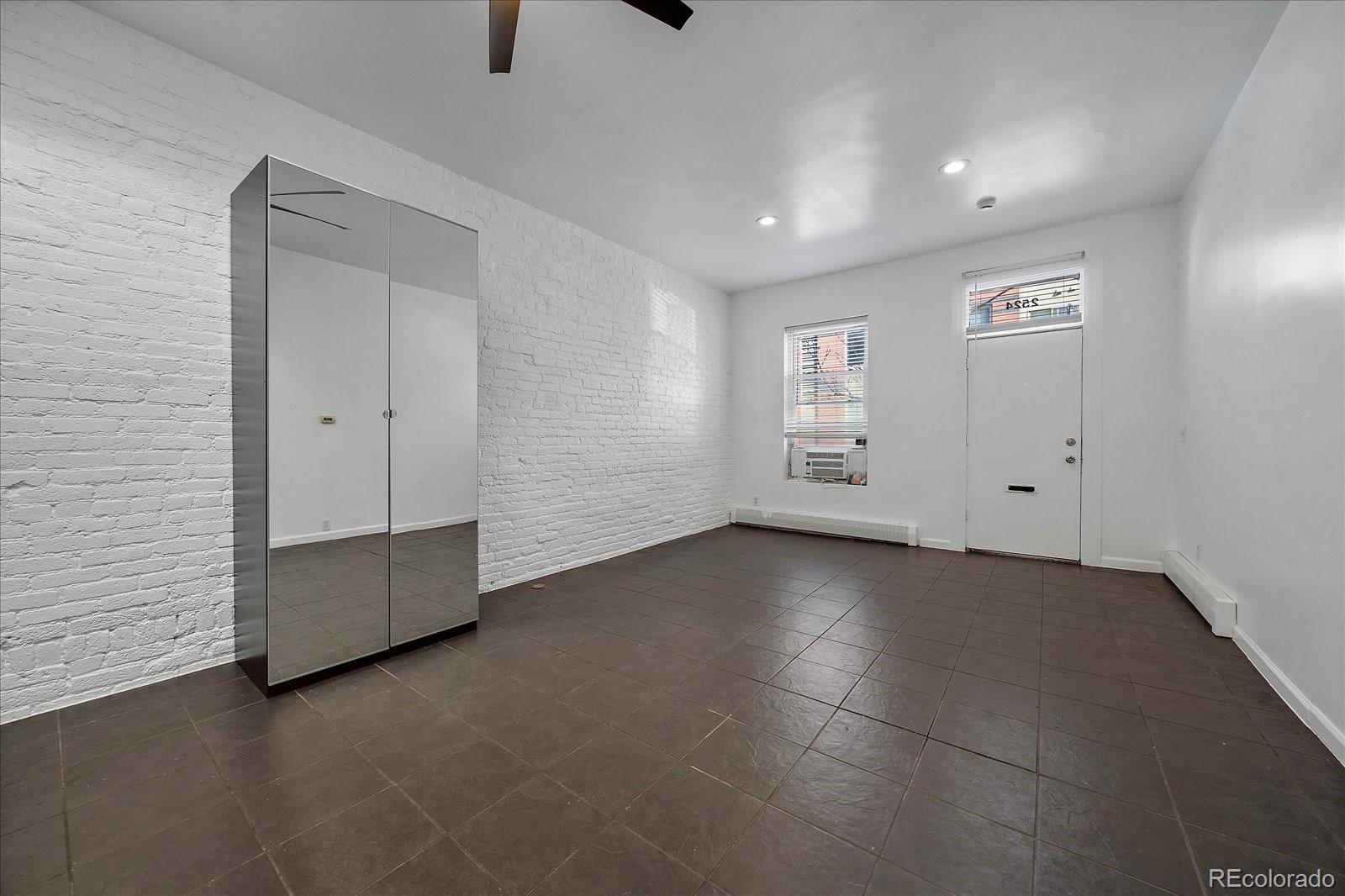 2524 Kensing Court Denver CO 80211
