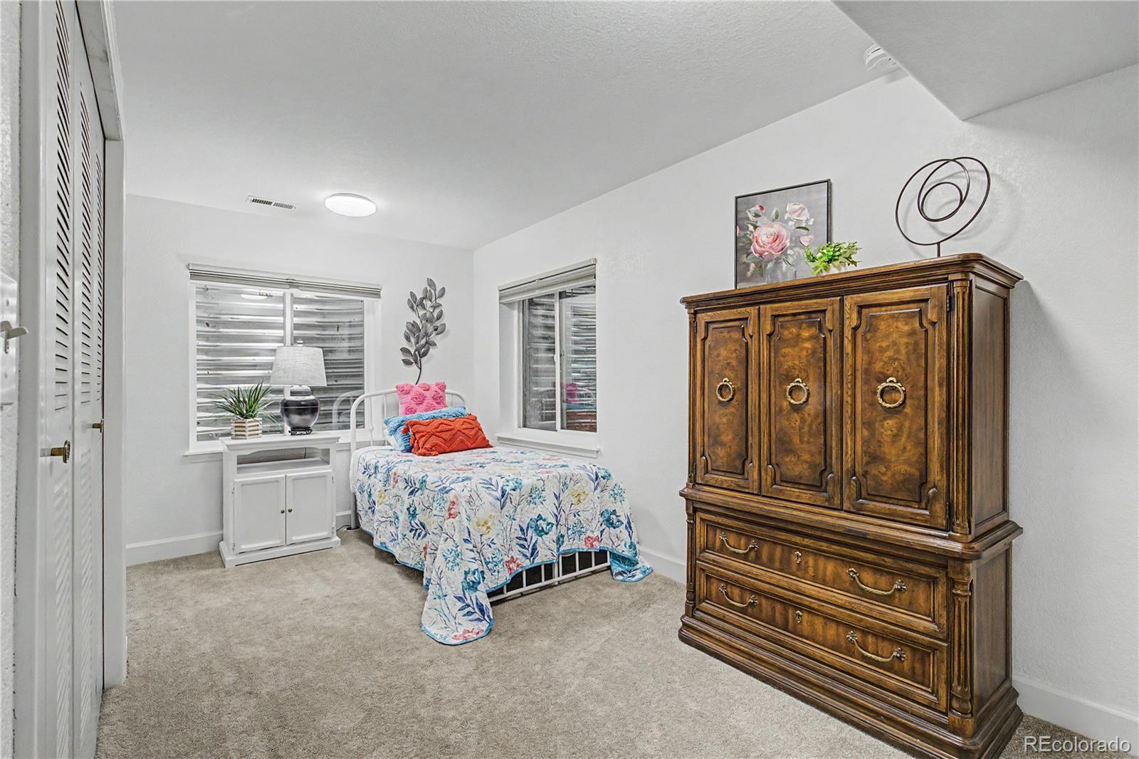 9115 W Cedar Drive Lakewood CO 80226