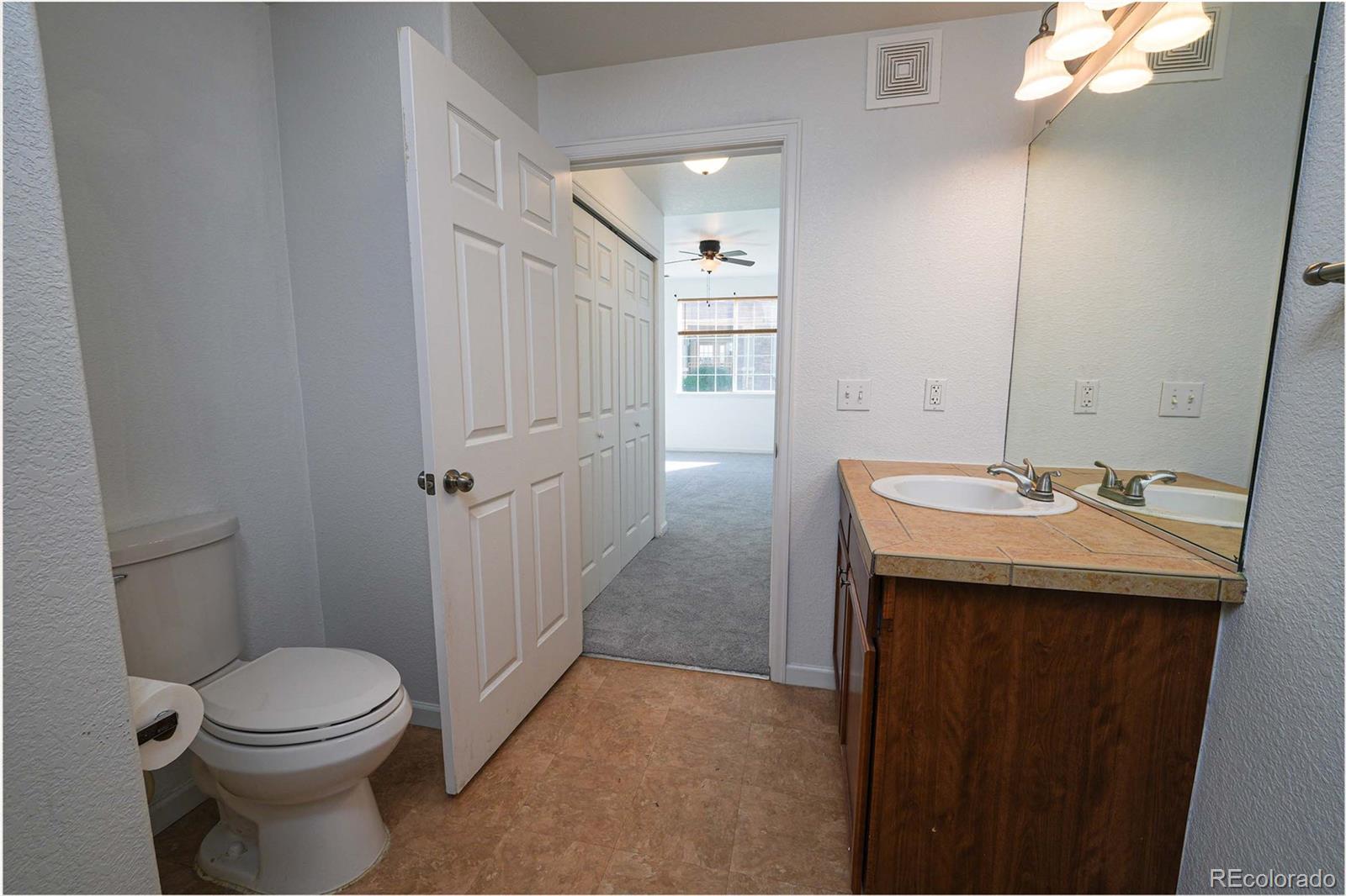 22580 E Ontario Drive Aurora CO 80016