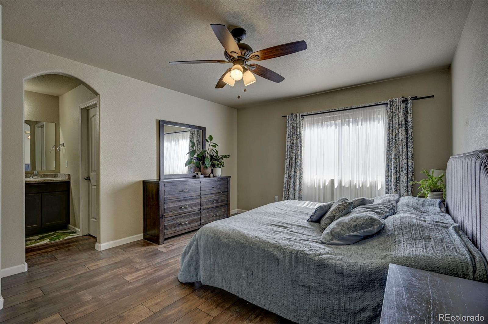 5644 Shamrock Heights Colorado Springs CO 80923