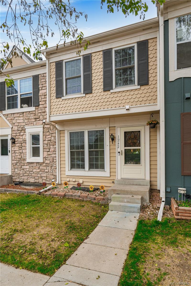 1242 S Idalia Street Aurora CO 80017