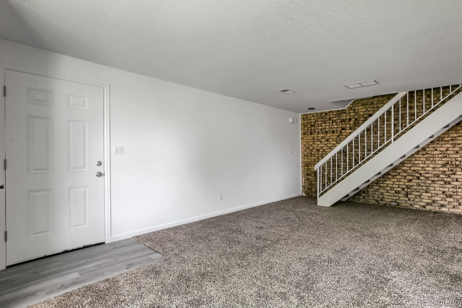 1142 S Eagle Circle Aurora CO 80012