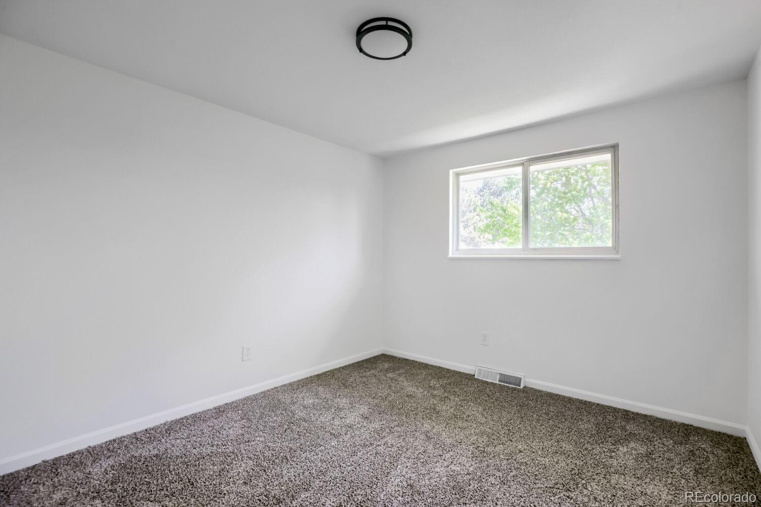 1142 S Eagle Circle Aurora CO 80012