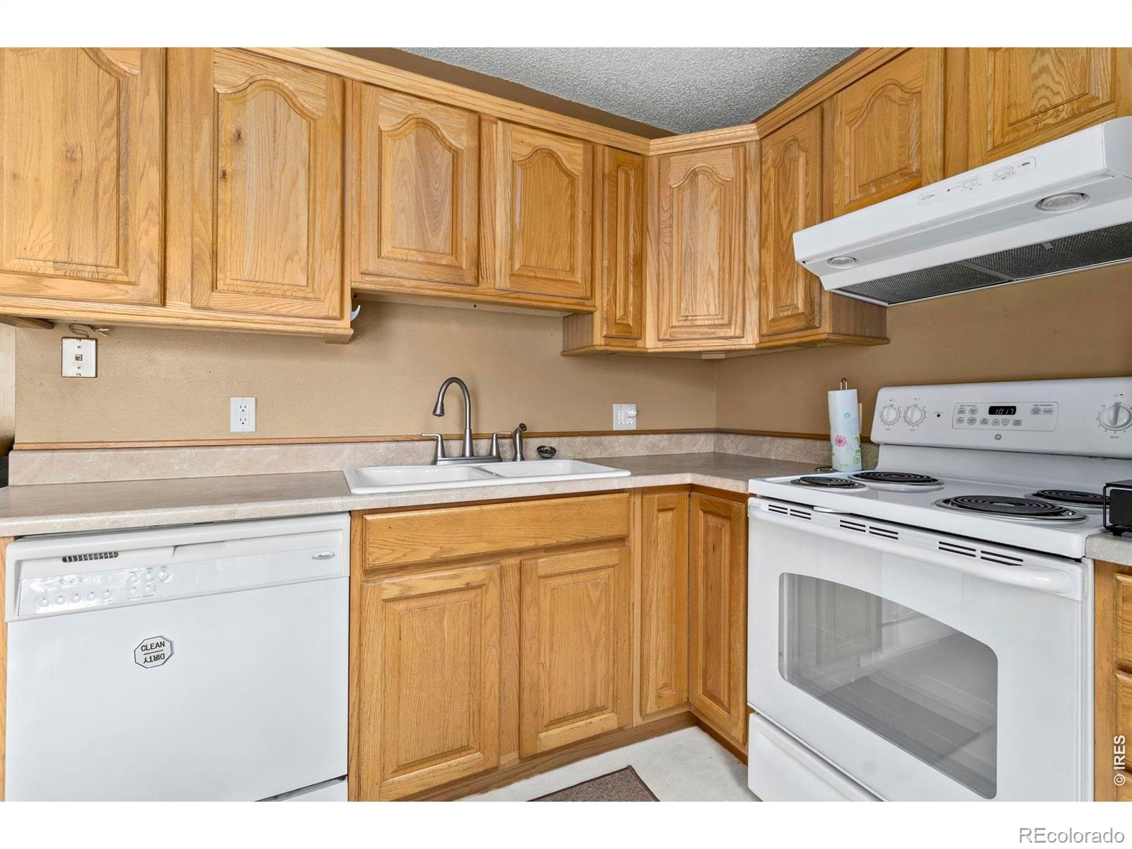 985 W 10th Street Loveland CO 80537