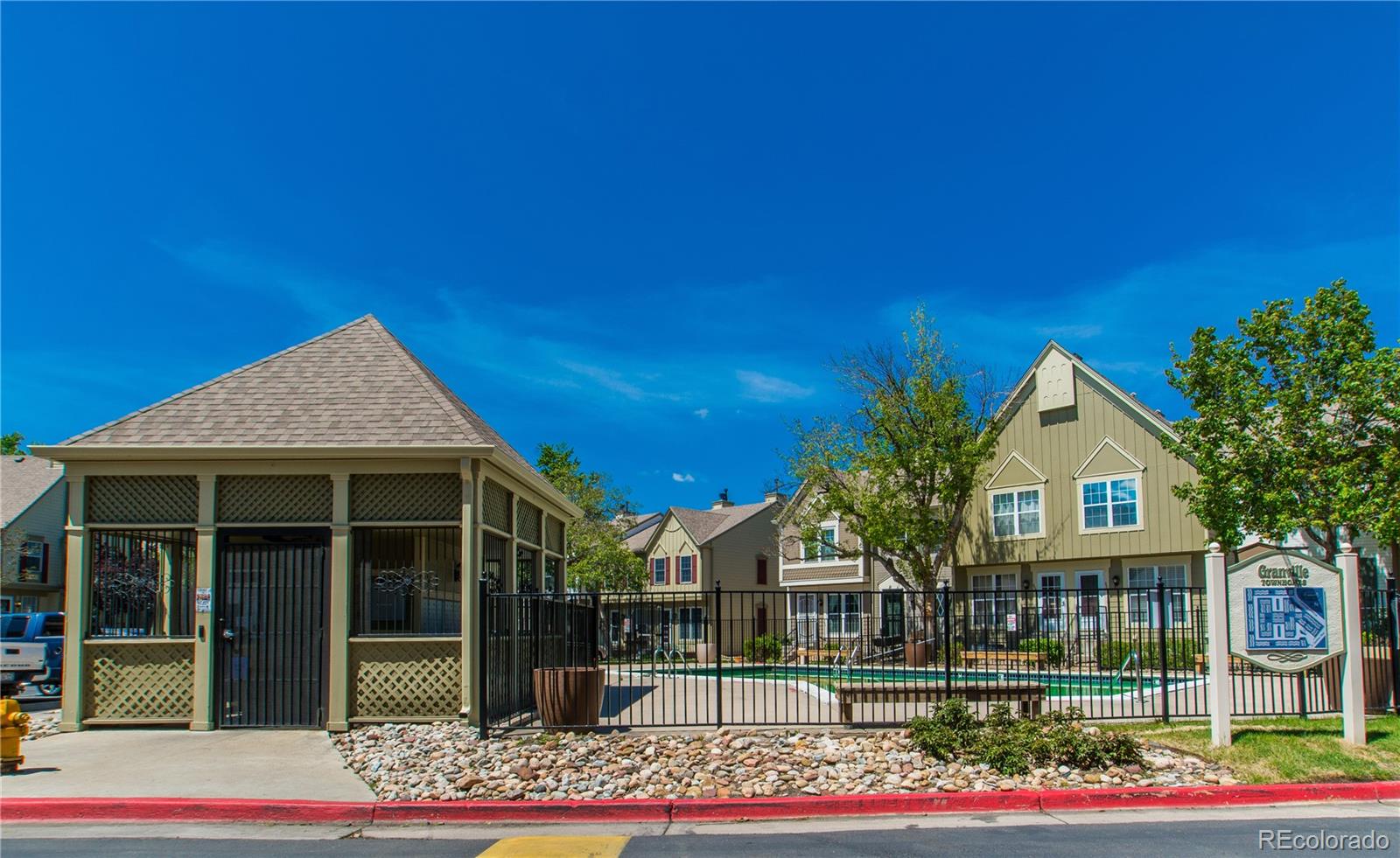 1811 S Quebec Way Denver CO 80231