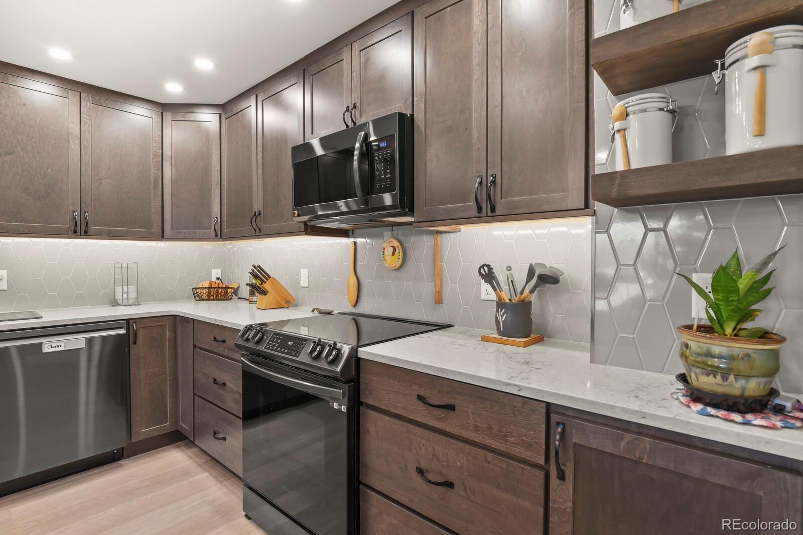 2868 S Heather Gardens Way Aurora CO 80014