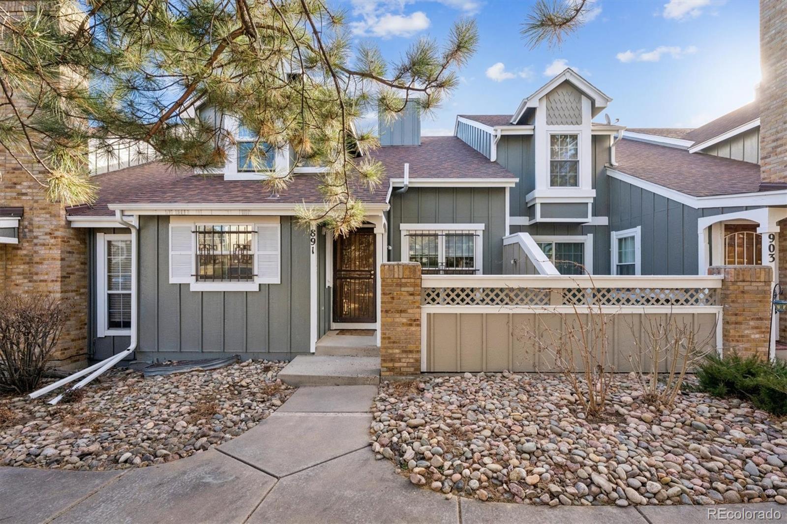 891 S Fairplay Street Aurora CO 80012