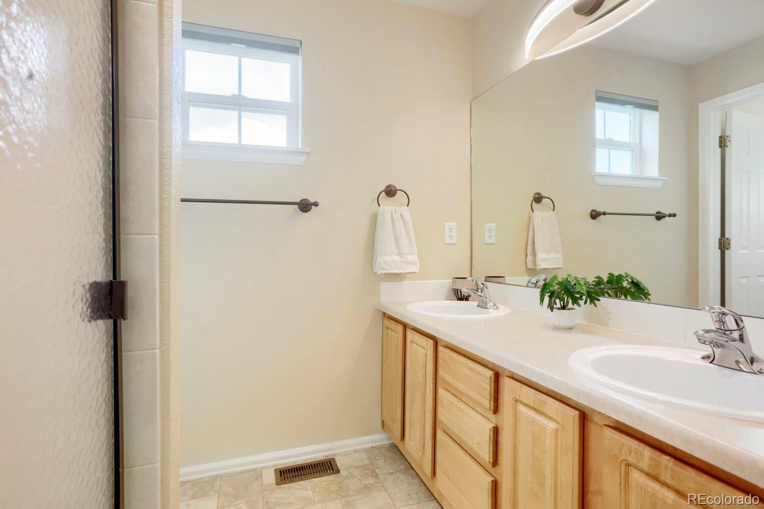 2261 Watersong Circle Longmont CO 80504